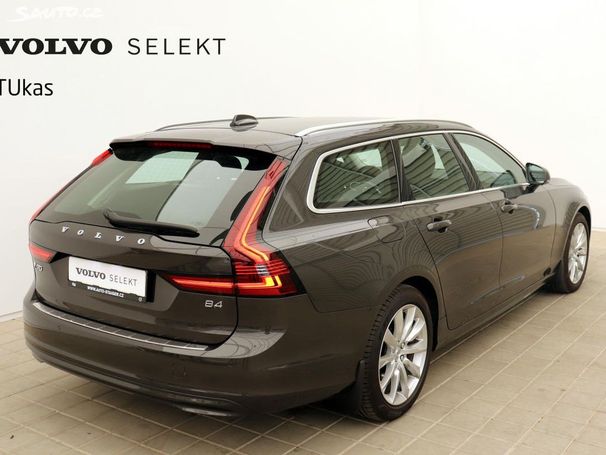 Volvo V90 B4 Momentum 145 kW image number 4