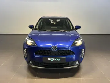 Car image 2