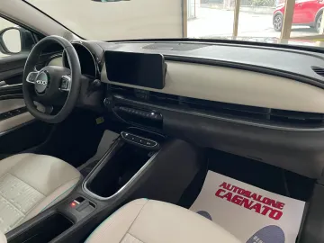 Car image 33