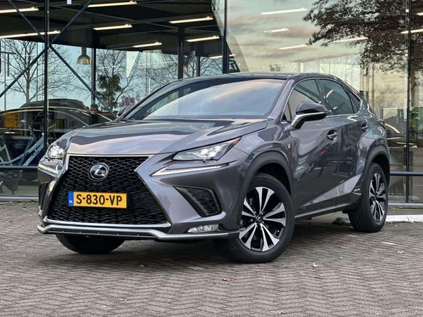 Lexus NX 300 h AWD 145 kW image number 2