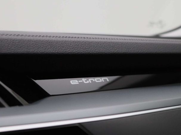 Audi e-tron 50 quattro 230 kW image number 32