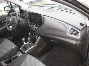 Car image 11