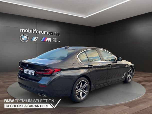 BMW 520i 135 kW image number 2