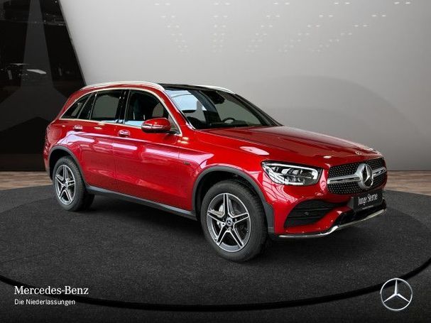 Mercedes-Benz GLC 300 e 235 kW image number 3