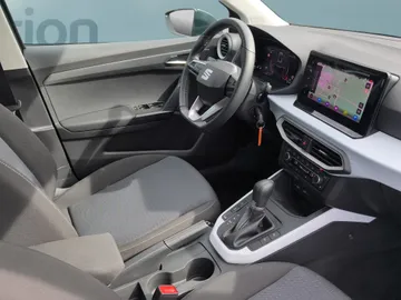 Car image 22