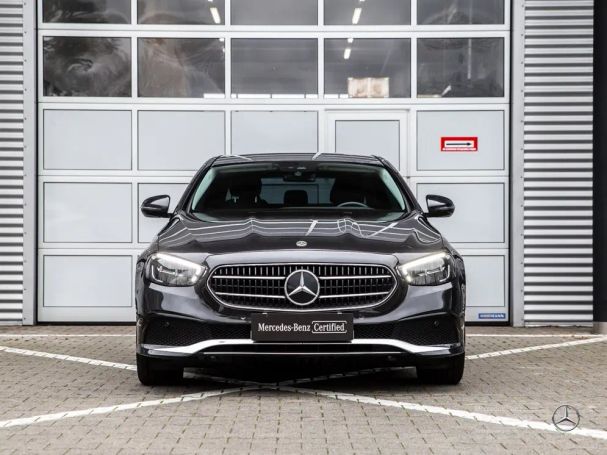 Mercedes-Benz E 220 147 kW image number 4