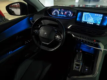Car image 33