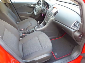 Car image 25