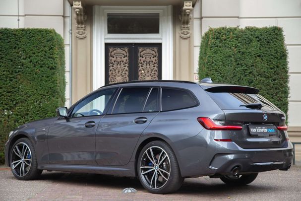 BMW 330e Touring M Sport 215 kW image number 4