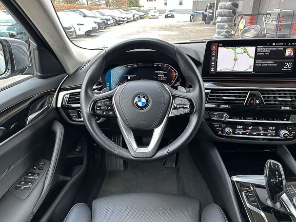 BMW 530d Touring xDrive 210 kW image number 25