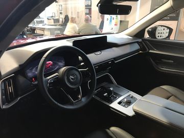 Car image 15