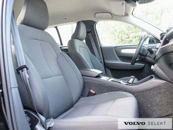 Volvo XC40 120 kW image number 27