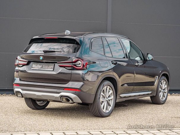 BMW X3 xDrive 180 kW image number 3