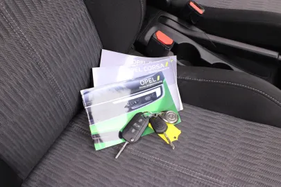 Car image 35