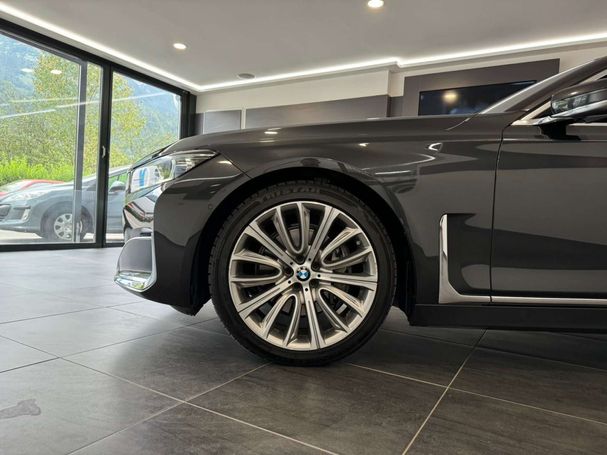 BMW 730 xDrive 195 kW image number 13