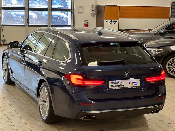 BMW 540d Touring M xDrive 250 kW image number 8