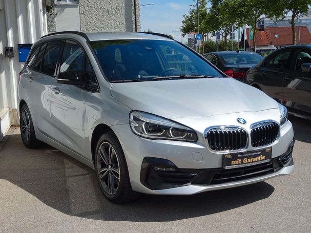 BMW 218i Sport Line 103 kW image number 2