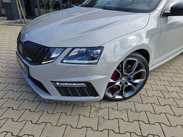 Skoda Octavia Combi RS 180 kW image number 2