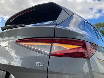 Car image 31
