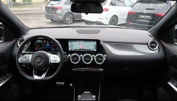 Mercedes-Benz GLA 200 d 110 kW image number 13