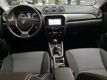 Car image 9