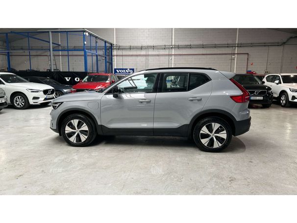 Volvo XC40 Recharge T4 Plus Dark 155 kW image number 9