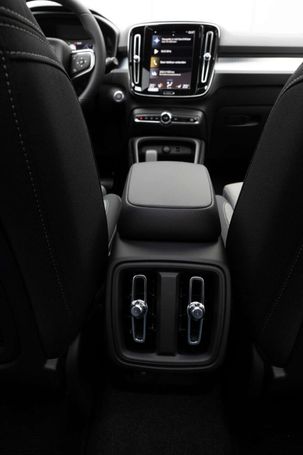 Volvo XC40 95 kW image number 28