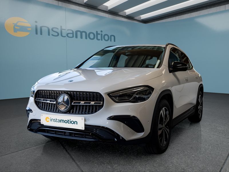Mercedes-Benz GLA 220