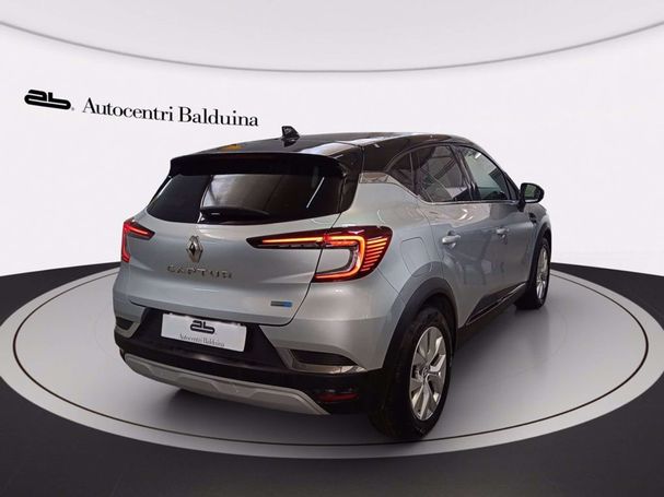 Renault Captur E-Tech Hybrid 145 105 kW image number 3