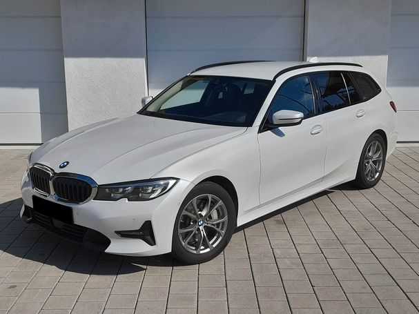 BMW 330d Touring M Sport 195 kW image number 1