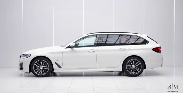 BMW 520d Touring 140 kW image number 6