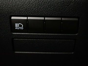 Car image 35