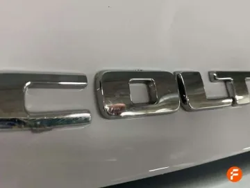 Car image 33