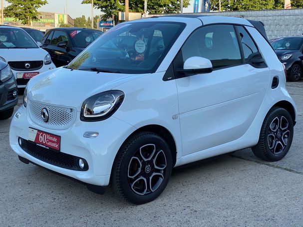 Smart ForTwo Cabrio 66 kW image number 1