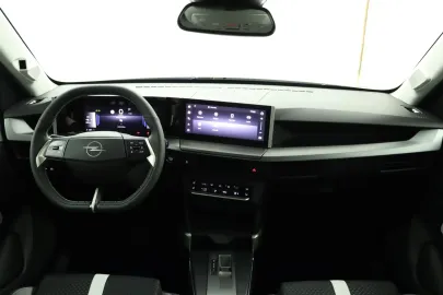 Car image 49