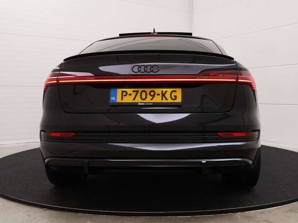 Audi e-tron 55 quattro Sportback 300 kW image number 7