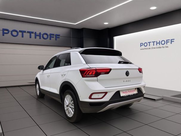 Volkswagen T-Roc 1.0 TSI T-Roc 81 kW image number 4