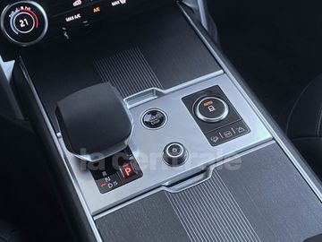 Car image 36