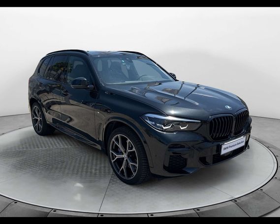 BMW X5 xDrive30d 210 kW image number 2