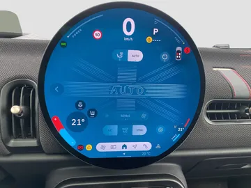 Car image 21