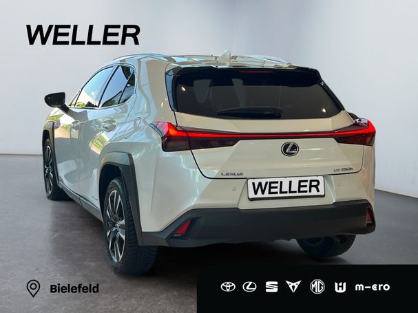 Lexus UX 250h 135 kW image number 3