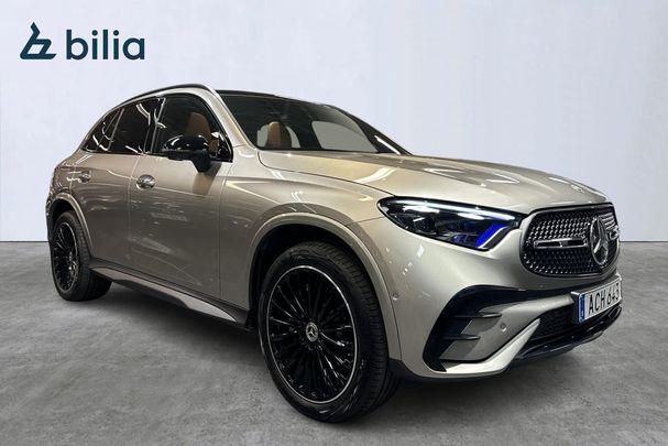 Mercedes-Benz GLC 400 e AMG 4Matic 285 kW image number 2