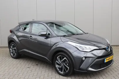 Car image 3