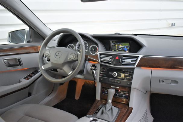 Mercedes-Benz E 200 CDI BlueEFFICIENCY 100 kW image number 14