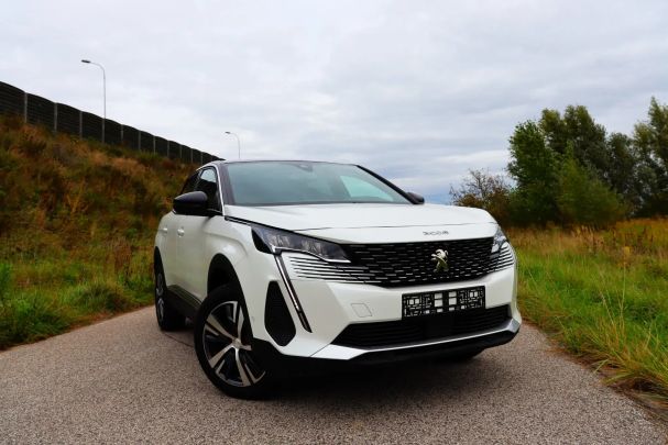 Peugeot 3008 PureTech EAT8 S&S Allure 96 kW image number 2