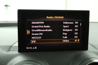 Car image 49
