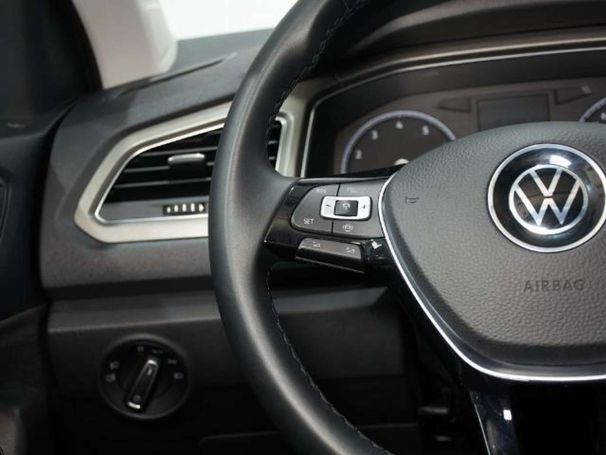 Volkswagen T-Roc 1.0 TSI T-Roc 81 kW image number 9