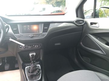 Car image 11