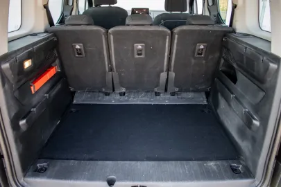 Car image 41