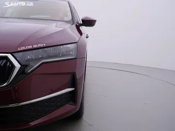 Car image 32